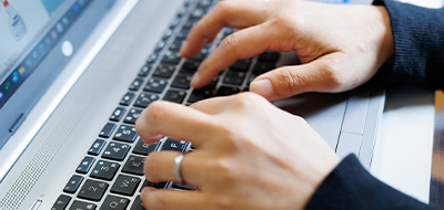 介護保険サービスを受ける方の相談や計画、連絡調整を総合的に行います